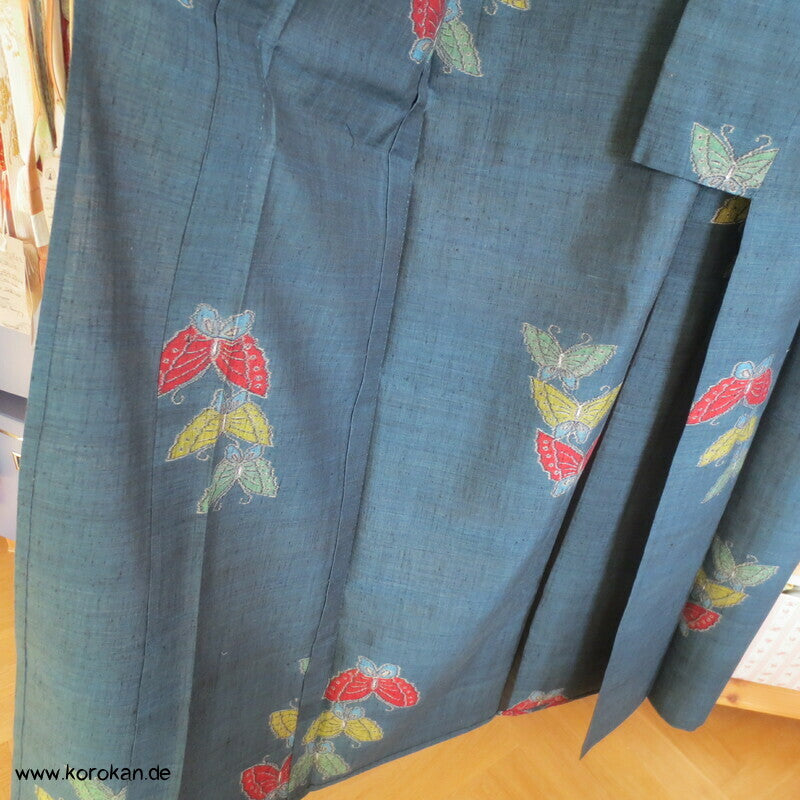 Kasuri Schmetterlinge Tsumugi Hitoe Kimono