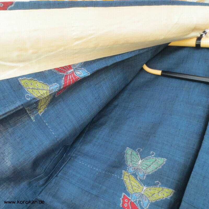 Kasuri Schmetterlinge Tsumugi Hitoe Kimono