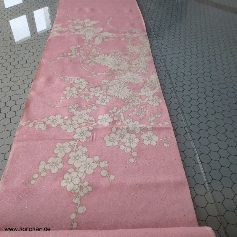 weiße Chrysanthemen Furisode Seidendamast Kimono Stoffrest