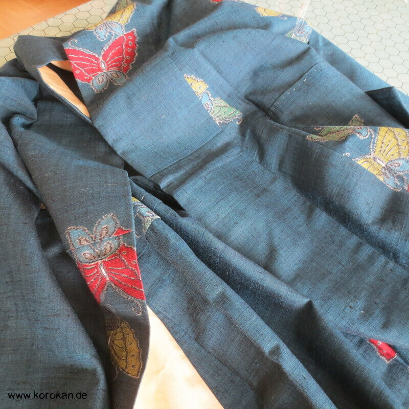 Kasuri Schmetterlinge Tsumugi Hitoe Kimono