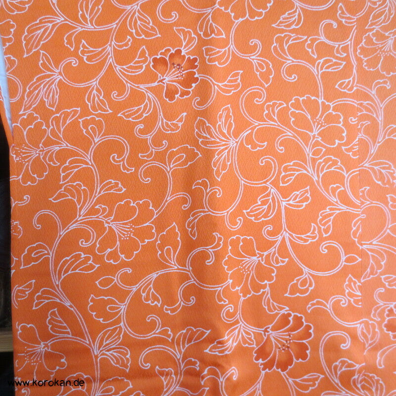 Arabesken auf mandarine Seide Michiyuki Jacke