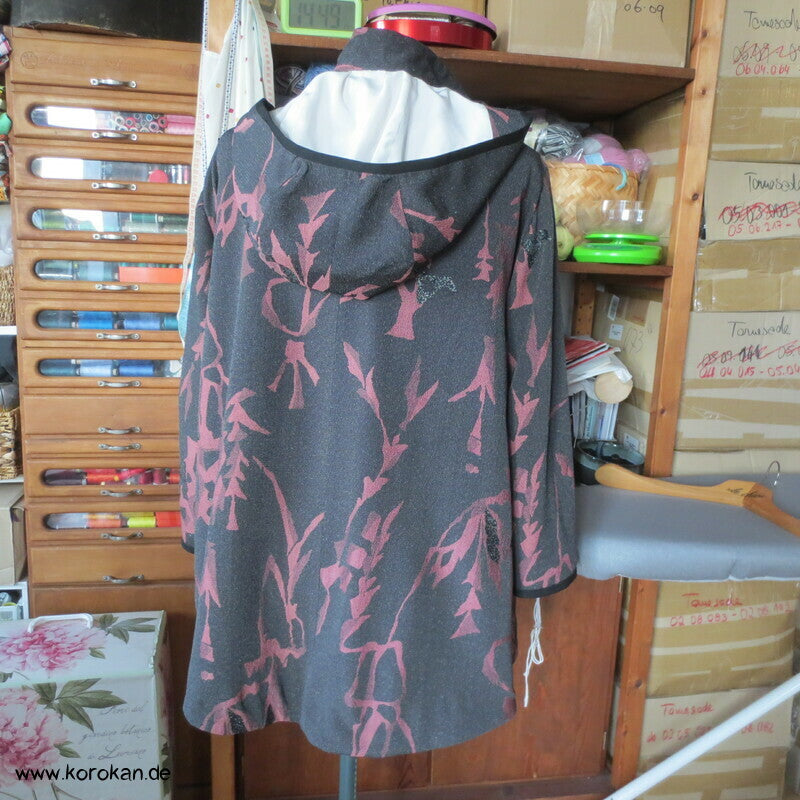 Übergangskapuzenjacke A Linie aus 1960'er Kimono Seide mit Lurex