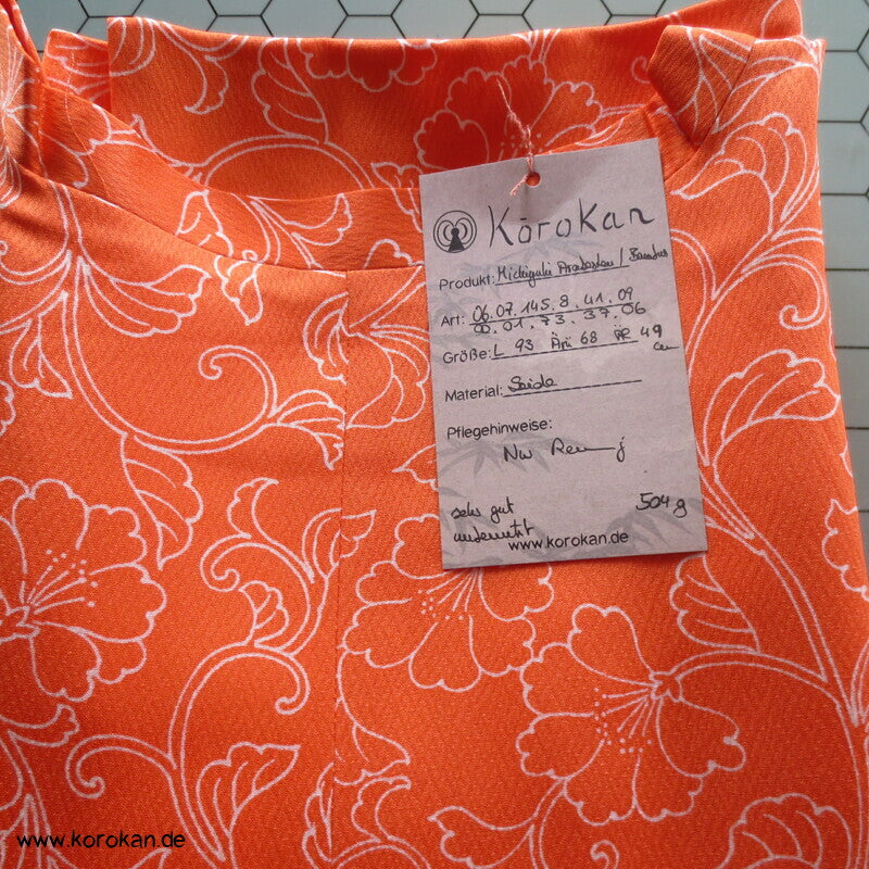 Arabesken auf mandarine Seide Michiyuki Jacke
