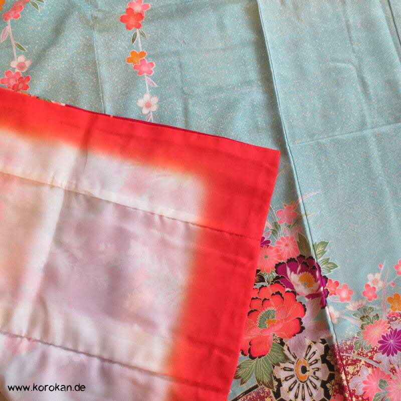 Mädchen Sayagata Seidendamast Furisode, bunt mit Blumenwagen