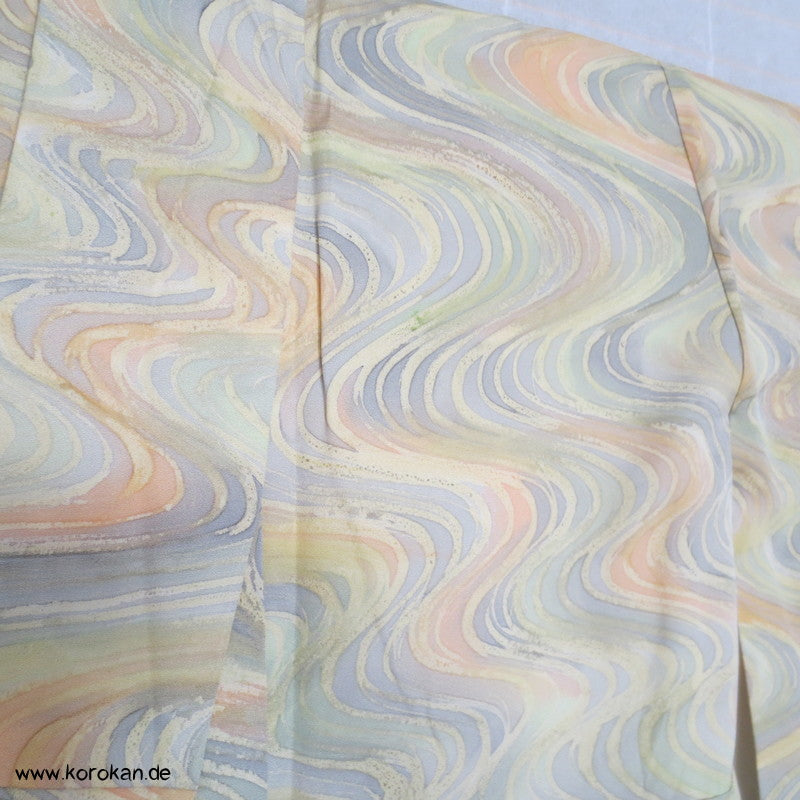handgemalte bunte Wellen Seidencrepesatin Komon Kimono
