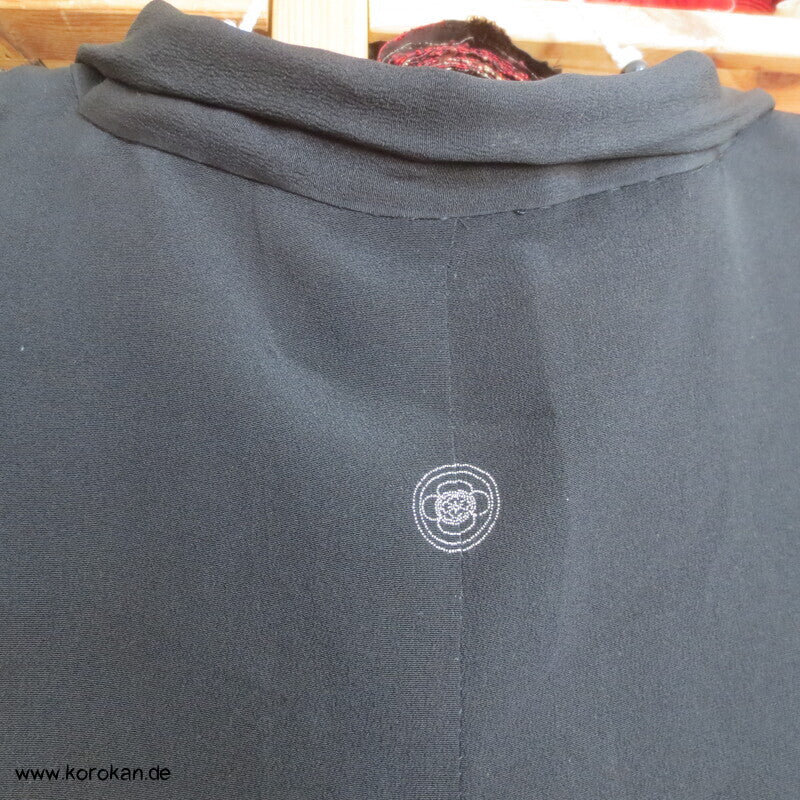 Seidencrepe schwarze Haori Kimono Jacke mit Himo
