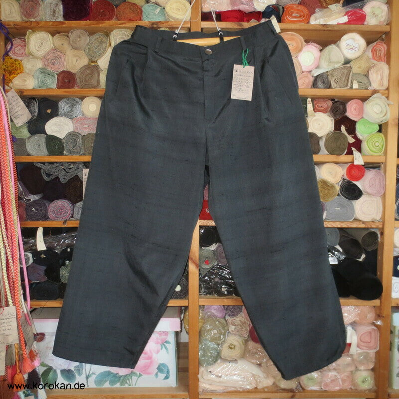 weite Bundfalten Hose anthrazite Kimono Tsumugi Seide, Gr. 42 / 44