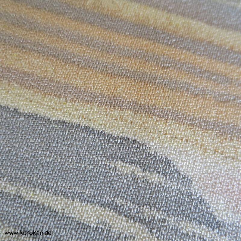 handgemalte bunte Wellen Seidencrepesatin Komon Kimono