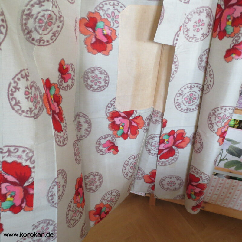 Kreise und Päonien Hitoe Meisen Seiden Komon Kimono