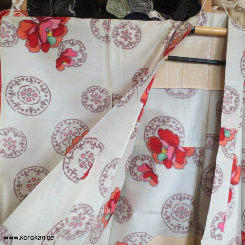 Kreise und Päonien Hitoe Meisen Seiden Komon Kimono