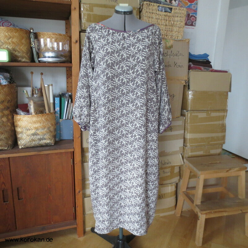 Japan Kimono Seiden Upcycling Reformkleid, Physalis Zweige, Gr. L, Unikat
