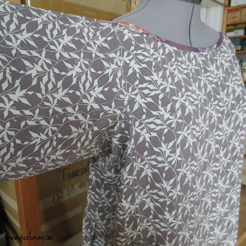 Japan Kimono Seiden Upcycling Reformkleid, Physalis Zweige, Gr. L, Unikat
