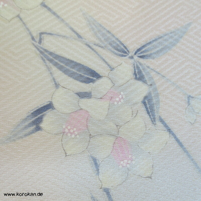 Kamelien Kimono Sayagata Seidendamast
