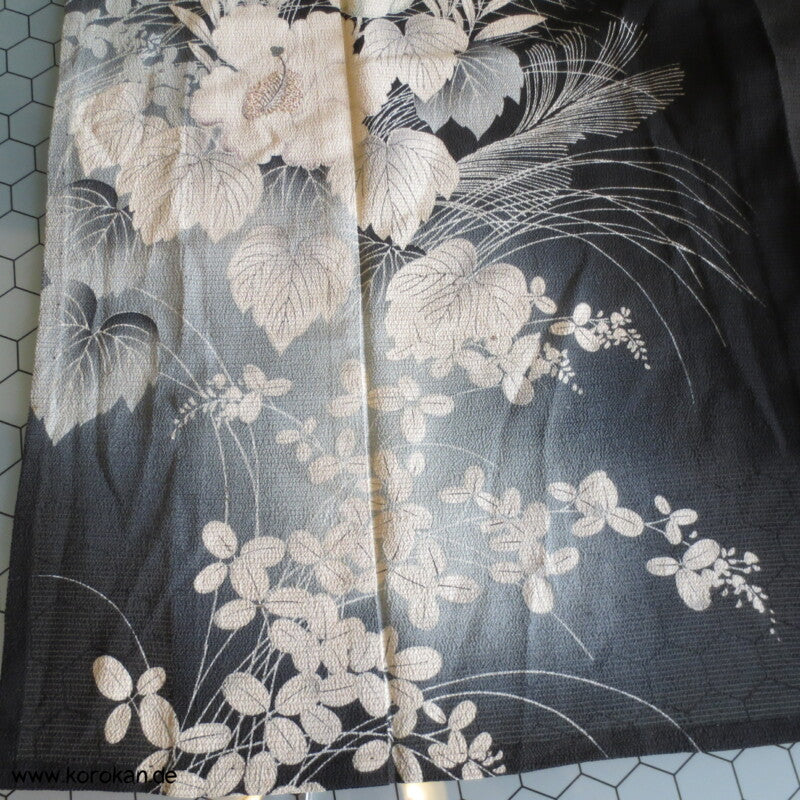 Ballonblumen antiker Tomesode Kimono aus Rho Seide