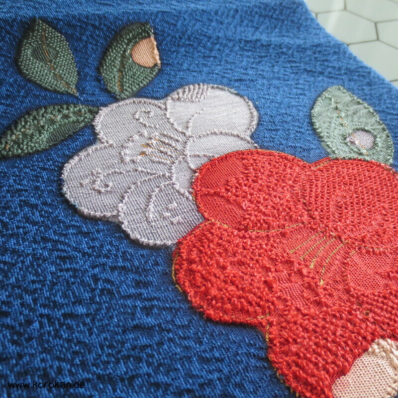 Haori Kimono Jacke Kamelien Seiden Matelassé