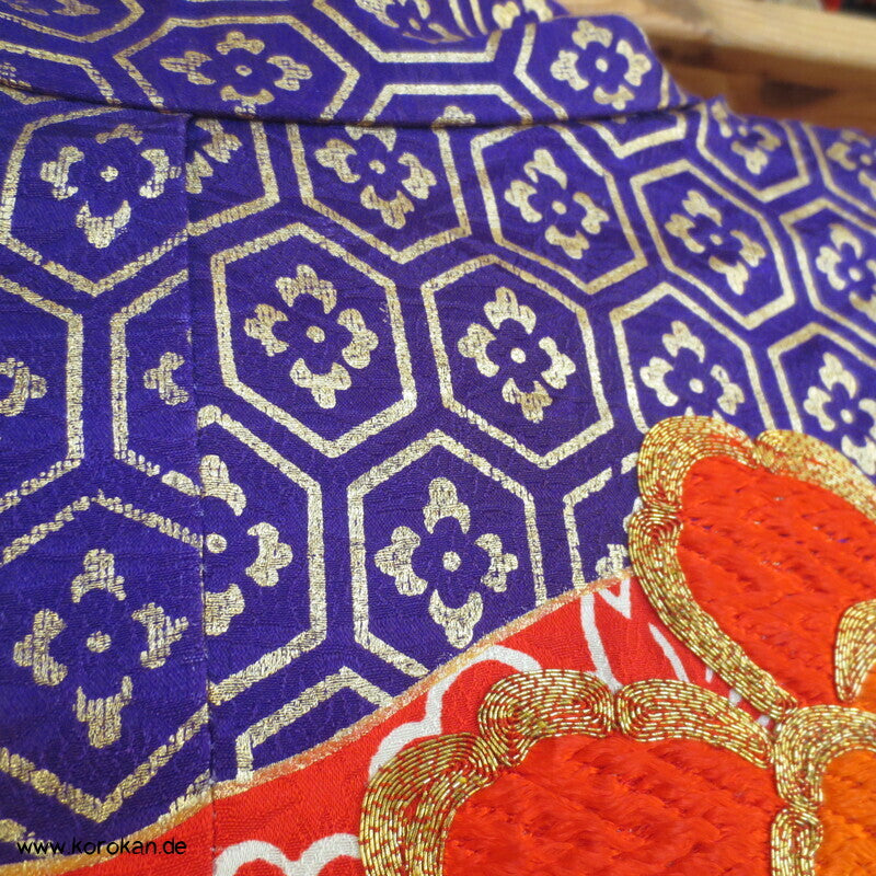 Kakeshita Hochzeits Kimono üppig bestickt mit dickem Saum