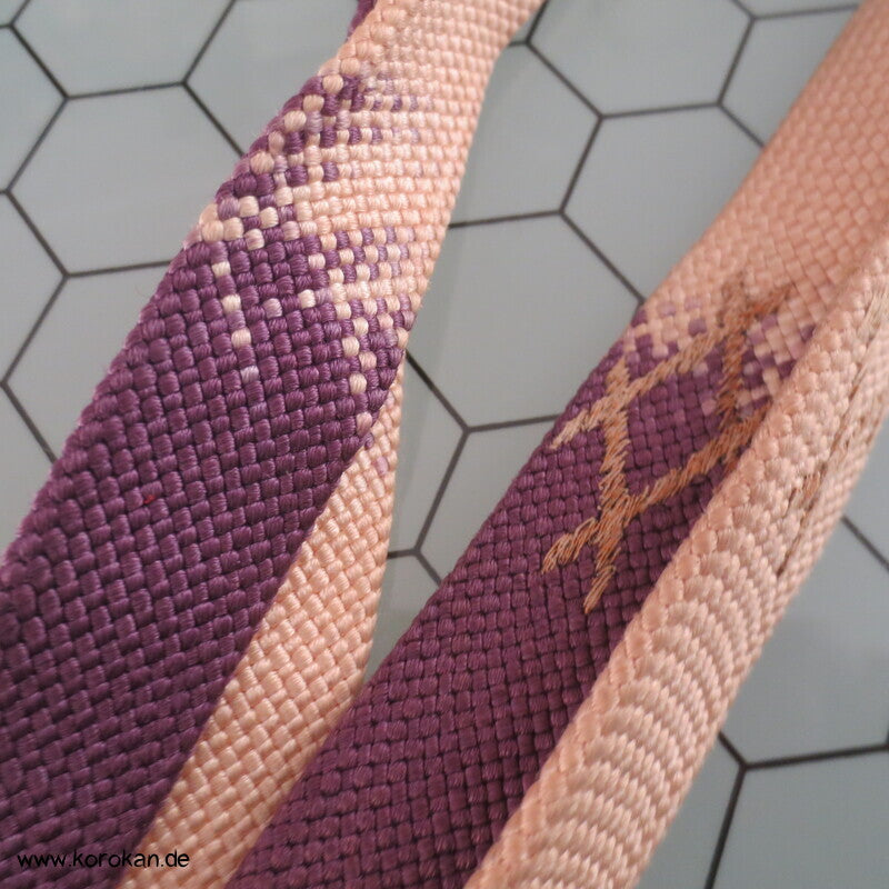 Obijime Kimono Gürtelband violett natur, mit Gold bestickt