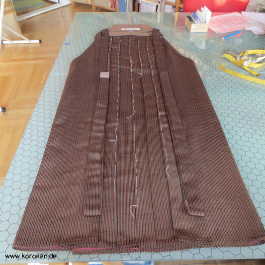 gestreifte Tsumugi Seiden Hakama  - Umanori Hosentyp - neu