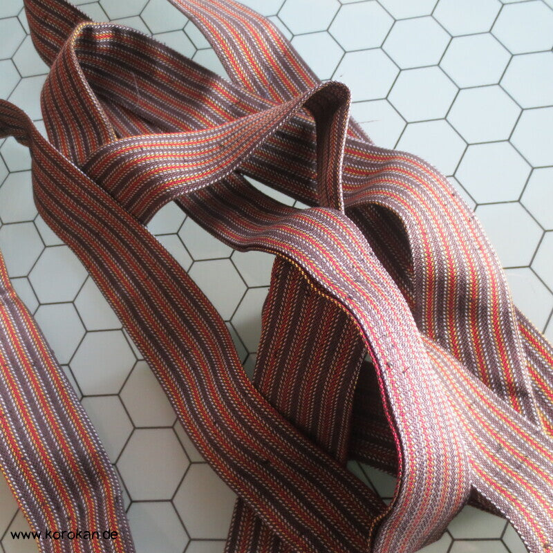 gestreifter Seiden Tsumugi Himo Band
