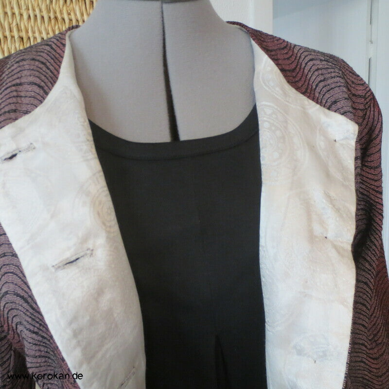 Schößchenjacke aus aufgetrenntem Kimono Wollmaterial, Gr. M, Unikat