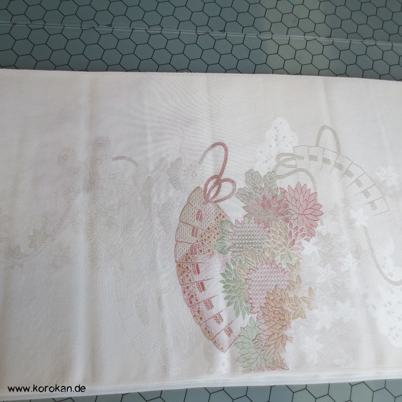 Fächer Seidenjacqard, Lurex - und Urushi, pastellfarben