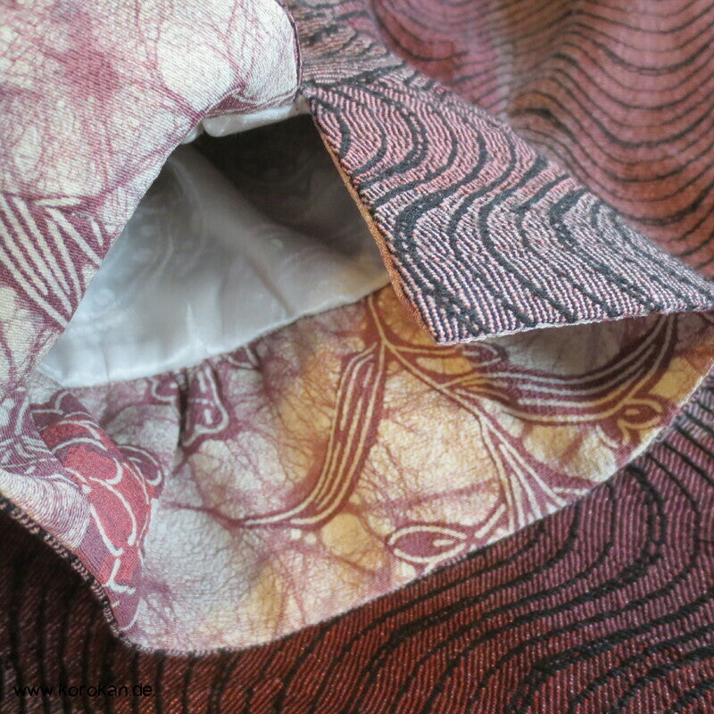 Schößchenjacke aus aufgetrenntem Kimono Wollmaterial, Gr. M, Unikat