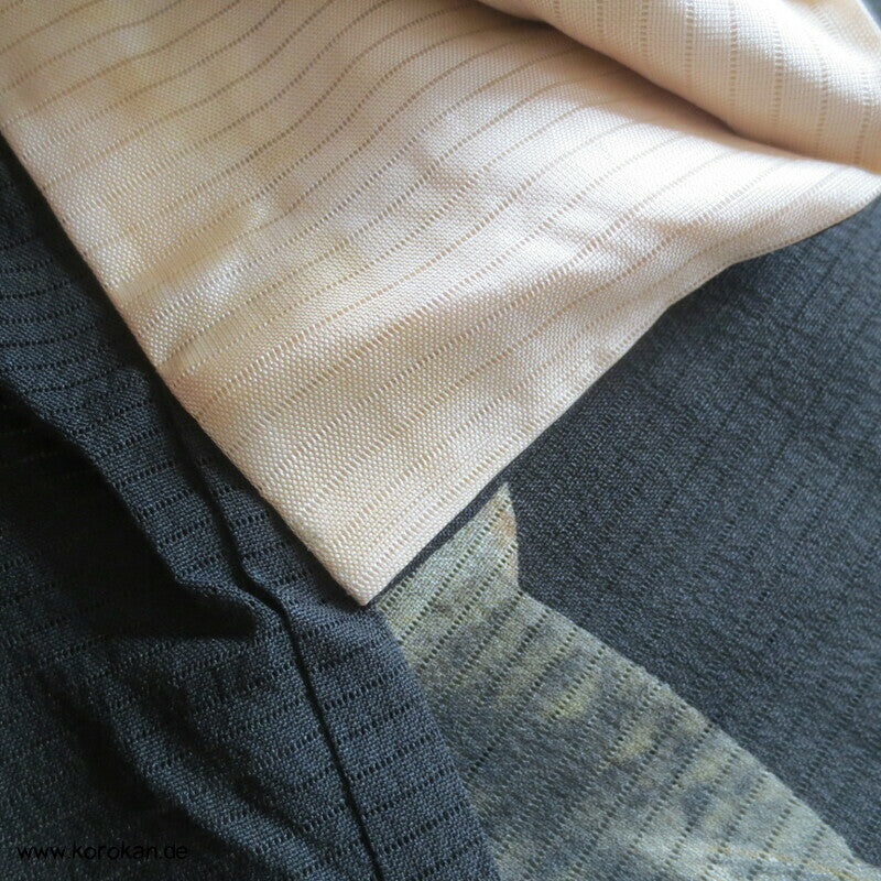springender Koi antiker Tomesode Kimono aus Rho Seide