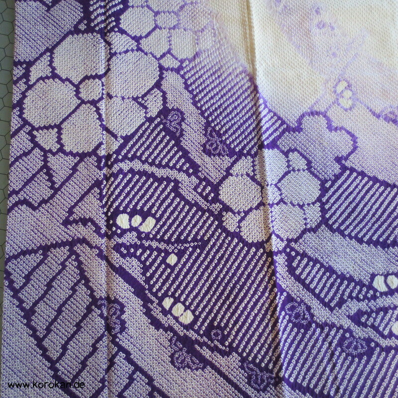 Furisode Kimono Full Shibori Seidendamast Stoffrollenmuster