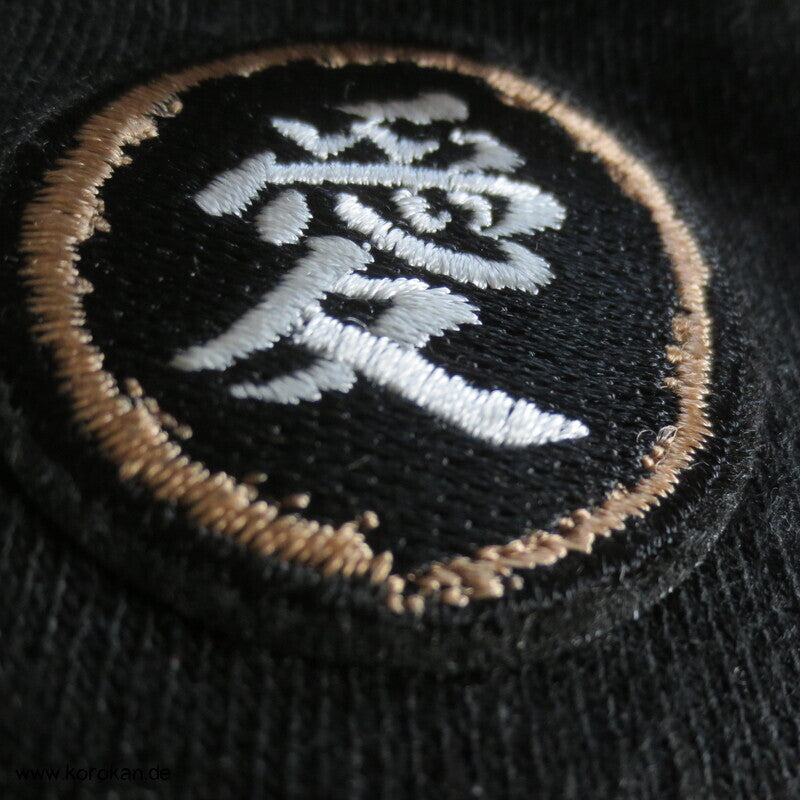 Tabi Socken schwarz weiß mit Mon und aufgesticktem Kanji