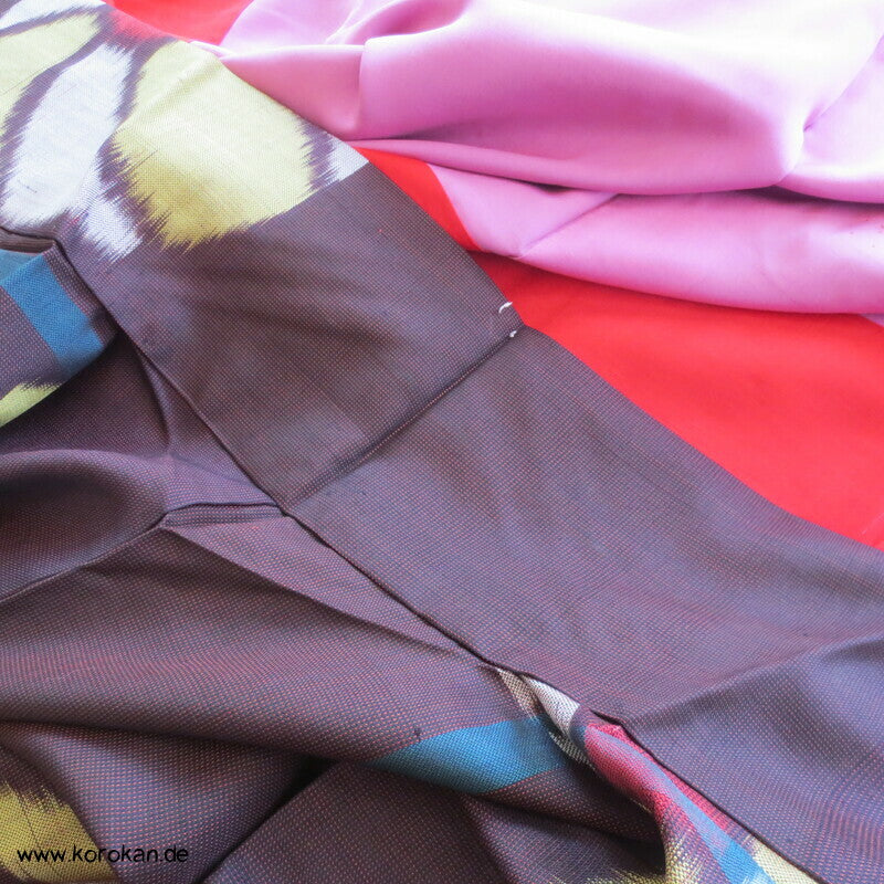 Temari Bälle, bunt auf braun Meisen Kimono