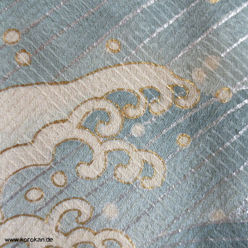 Wellenstreifen Yamato Irotomesode Seidendamast Kimono, messing