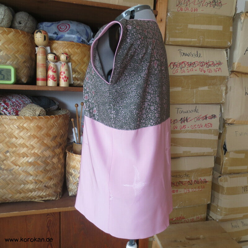 Upcycling Seidenshirt aus Kimonostoffresten, rosa Kranichdamast und Millefleur Crepe