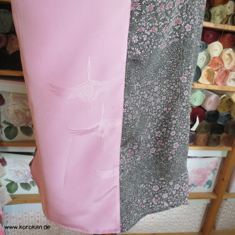 Upcycling Seidenshirt aus Kimonostoffresten, rosa Kranichdamast und Millefleur Crepe
