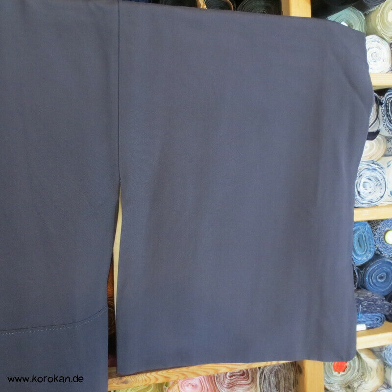 Perlmutt Sakura Blüten auf Fluss Homongi Seidencrepe Kimono