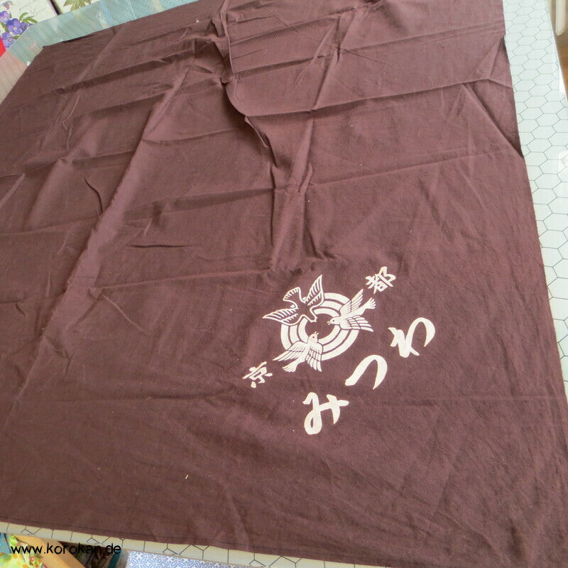 sehr großes Furoshiki, drei Spatzen im Kreis, Kanji