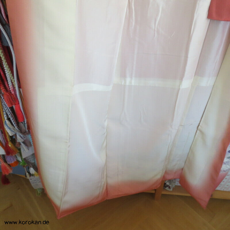 Tsukesage Kimono altrosa Seidencrepe mit Kamelien
