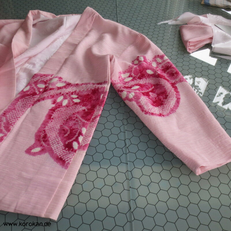 pink auf rosa Blüten Seidendamast Shibori Haori - europäischer Ärmel