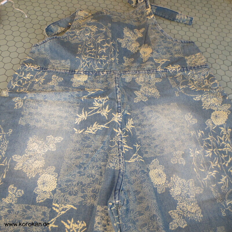Jeans Latzhose aus japanisch bedrucktem Denim, neu