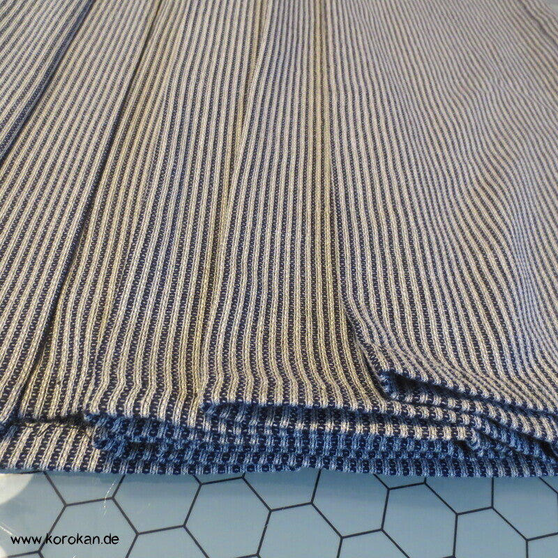 gestreifte Sommer Hakama  - Umanori Hosentyp - neu  - gestreifte Wollmischung, sehr lang