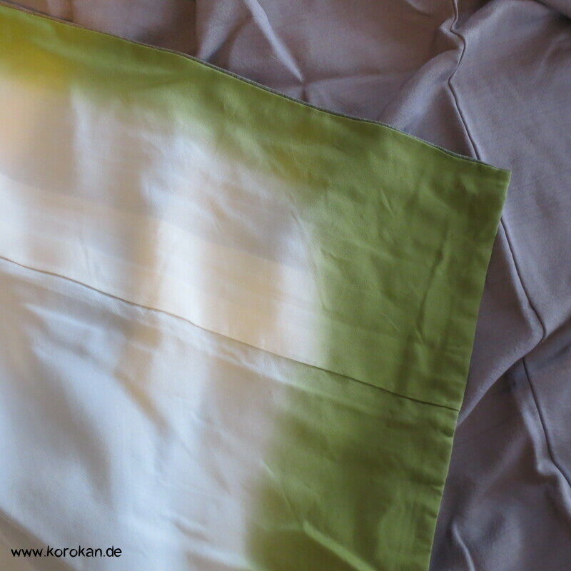 Homongi Seidencrepe Kimono, Farbverlauf, Blumen Stickereien, verfärbt