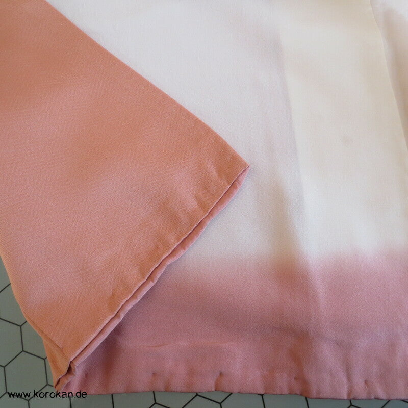 apricot mit Blüten klassischer Homongi Kimono