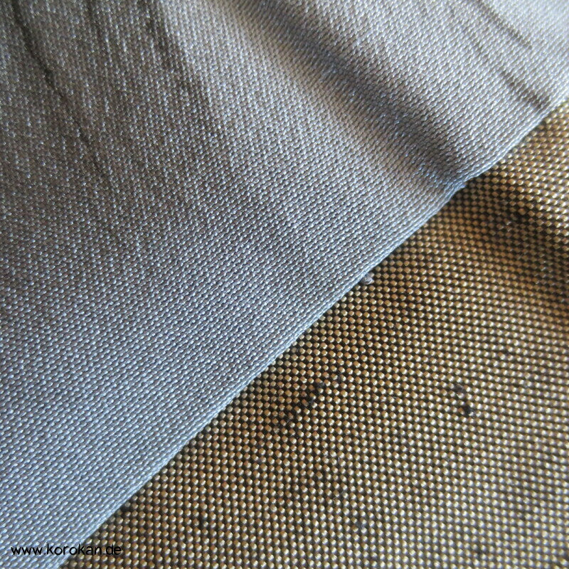 helle Haori Kimono Tsumugi Seiden Jacke, handgemaltes Drachenfutter