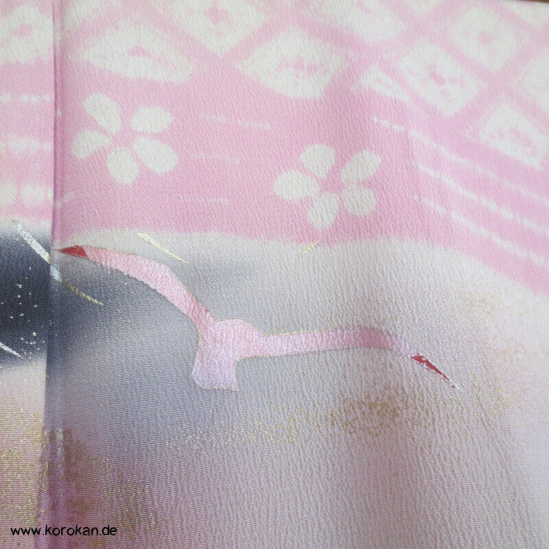 Furisode Kimono, Seiden Chirimen Crepe mit handgemaltem Motiv