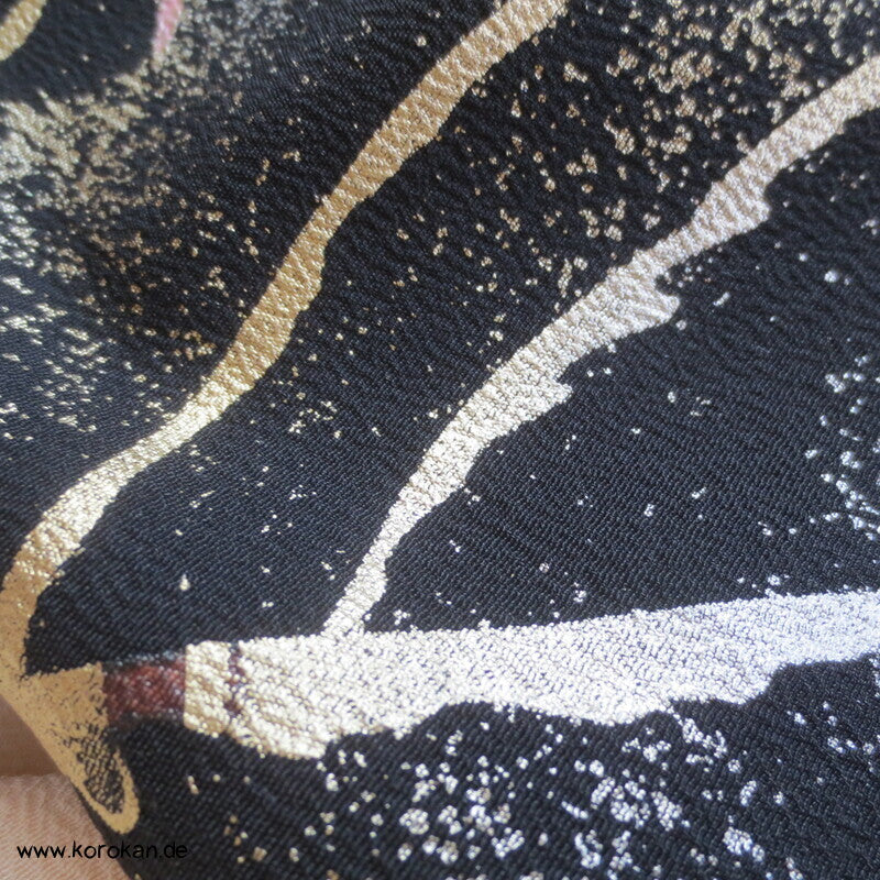 Furisode Kimono, Seiden Chirimen Crepe mit handgemaltem Motiv