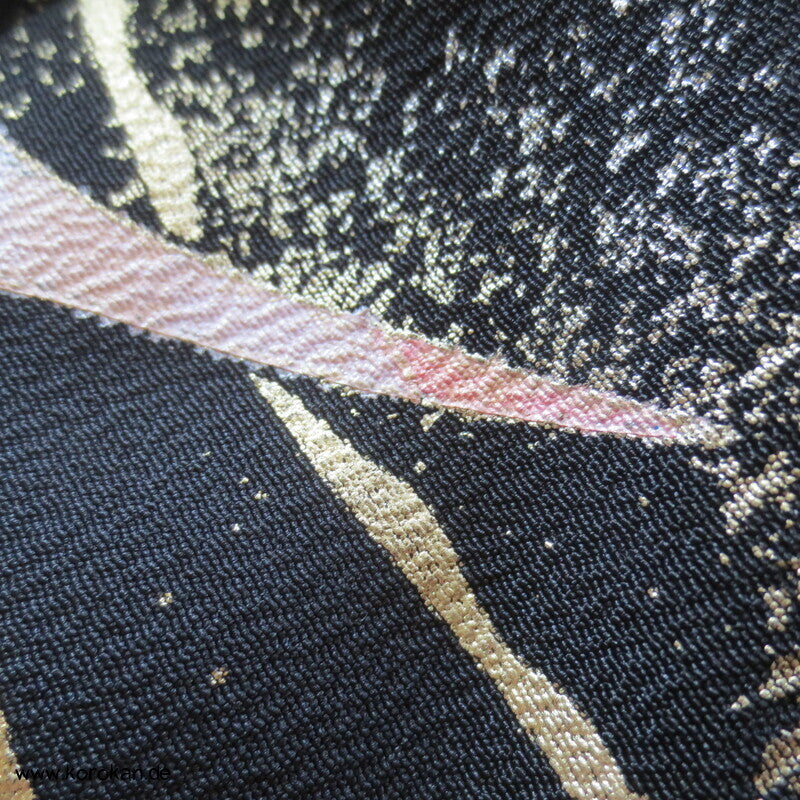 Furisode Kimono, Seiden Chirimen Crepe mit handgemaltem Motiv