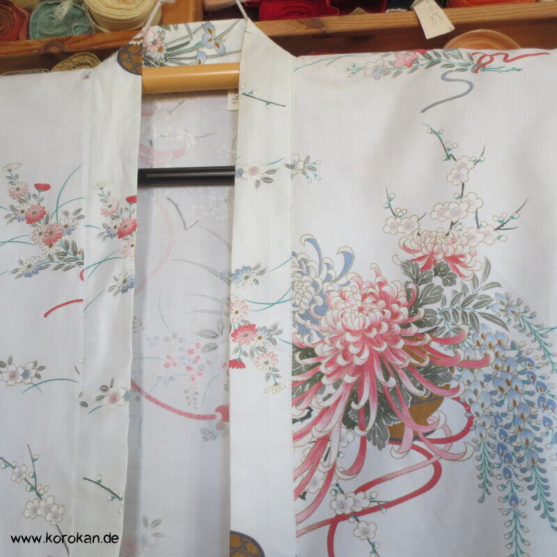 Blumenstrauß Chrysanthemen Nemaki - japanischer Baumwoll Schlaf Kimono