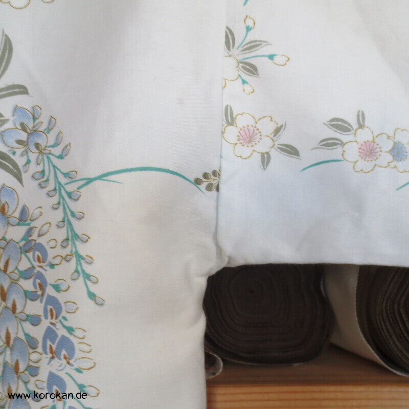 Blumenstrauß Chrysanthemen Nemaki - japanischer Baumwoll Schlaf Kimono