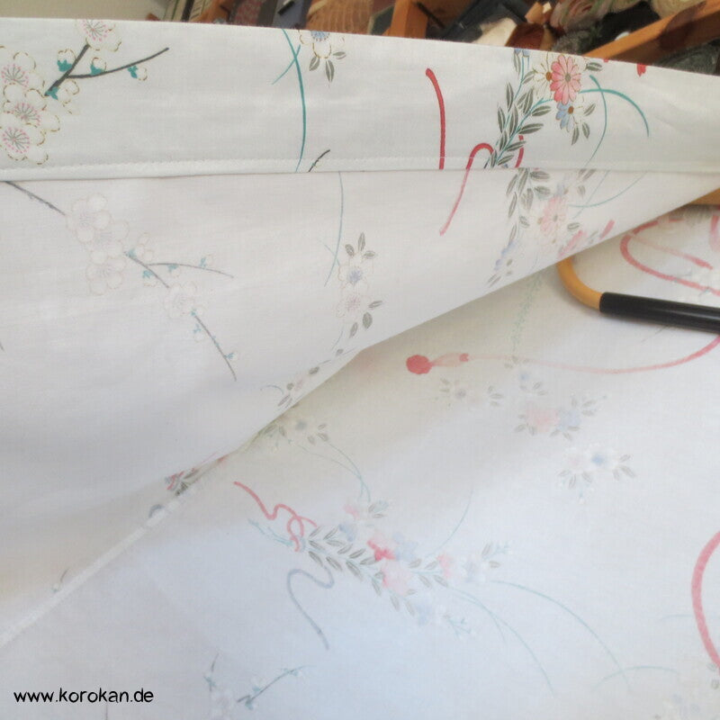 Blumenstrauß Chrysanthemen Nemaki - japanischer Baumwoll Schlaf Kimono