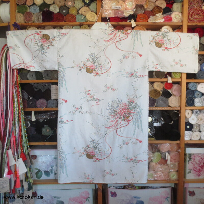 Blumenstrauß Chrysanthemen Nemaki - japanischer Baumwoll Schlaf Kimono