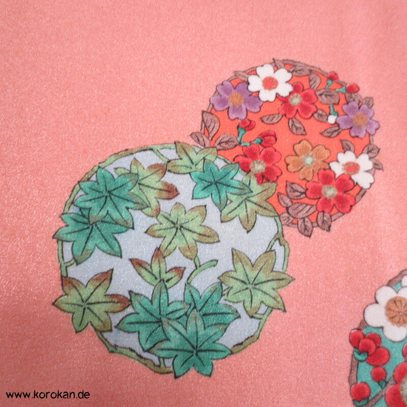 azalee mit bunten Blumenrondellen Komon Kimono